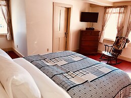 Spring Hill Inn