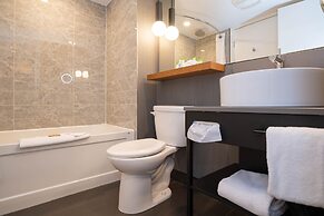 Sandman Hotel Hamilton