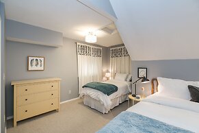 Hyde Park Family Retreat