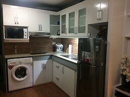 1BR Unit For Rent One Oasis Condominium