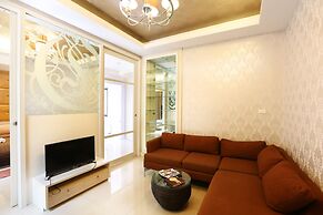 The Luxury Residence