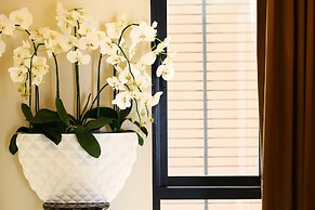 The Luxury Residence