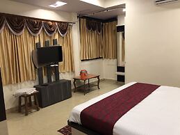 Hotel Satpura Safari