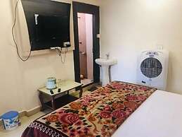Hotel Satpura Safari