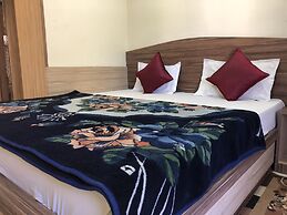 Hotel Satpura Safari