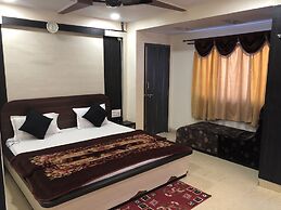 Hotel Satpura Safari