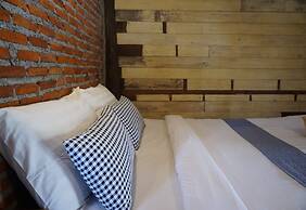 Huen Chang Puek Hotel