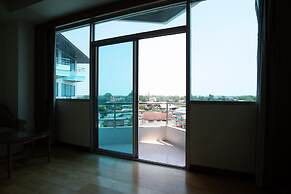 Ayutthaya River View Hotel