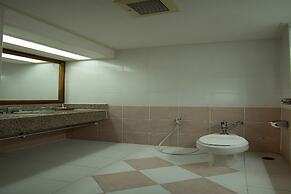 Ayutthaya River View Hotel