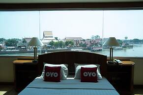 Ayutthaya River View Hotel