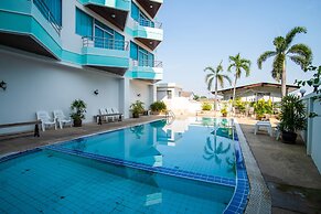 Ayutthaya River View Hotel