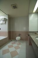 Ayutthaya River View Hotel