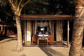 Dunhill Beach Resort