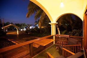 Dunhill Beach Resort