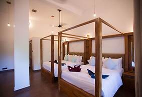 Dunhill Beach Resort