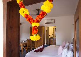 Dunhill Beach Resort