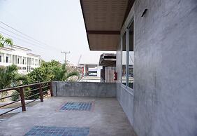 K-1 Modern Art Hotel