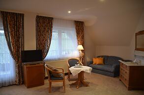 Hotel & Restaurant Castell