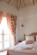 Alacati Ciftekuyu Butik Otel