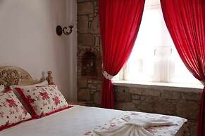 Alacati Ciftekuyu Butik Otel