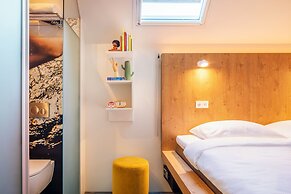 BUNK Hotel Amsterdam
