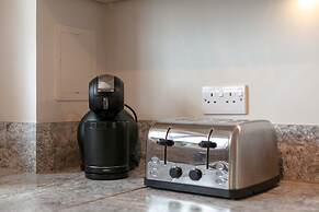 Elms Way - Donnini Apartments