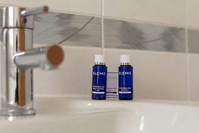 Elms Way - Donnini Apartments