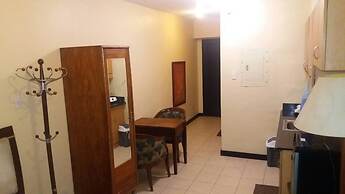 Migz N Tons Place at Cypress Towers