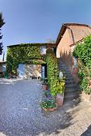 Agriturismo Fattoria Santa Vittoria