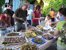 Agriturismo Fattoria Santa Vittoria