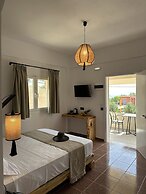 Armeno Resort and Armeno Annex