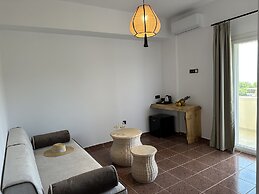 Armeno Resort and Armeno Annex