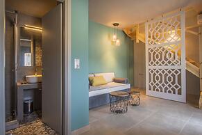 Armeno Resort and Armeno Annex