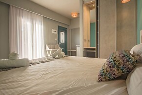 Armeno Resort and Armeno Annex