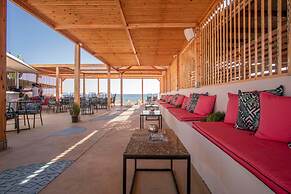 Armeno Resort and Armeno Annex