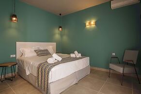 Armeno Resort and Armeno Annex