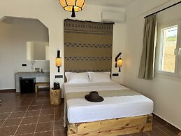 Armeno Resort and Armeno Annex