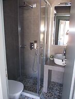 Armeno Resort and Armeno Annex