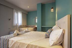 Armeno Resort and Armeno Annex