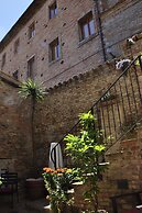 B&B Albornoz