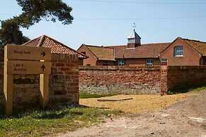 Fritton Arms Collection