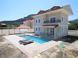 Mutlu Yasam Villa Gulpinar 2