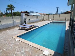 Mutlu Yasam Villa Gulpinar 2