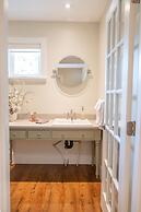 Kelowna Bed and Breakfast