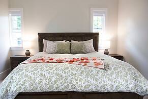 Kelowna Bed and Breakfast