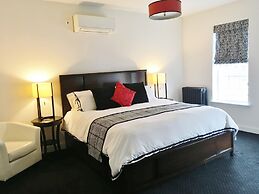 BlancNoir Bed & Breakfast