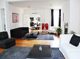 BlancNoir Bed & Breakfast