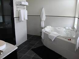 BlancNoir Bed & Breakfast