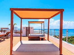Casa del Mar 114 by PRP