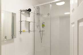 River Court Apartments LETS